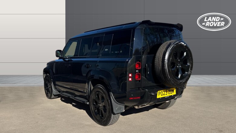 Land Rover Defender 3.0 D250 X-Dynamic HSE 110 5dr Auto Diesel Estate